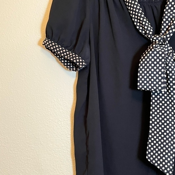 *3/$15* XXI Forever 21 Black Short Sleeve Blouse - Picture 6 of 12